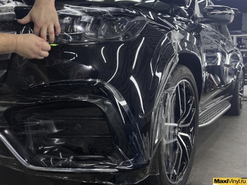 Оклейка передней части Mercedes-Benz GLS полиуретановой пленкой
